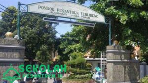 10 Pondok Pesantren Terbesar Di Jawa Timur 2025