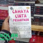 RESENSI NOVEL CAHAYA CINTA PESANTREN